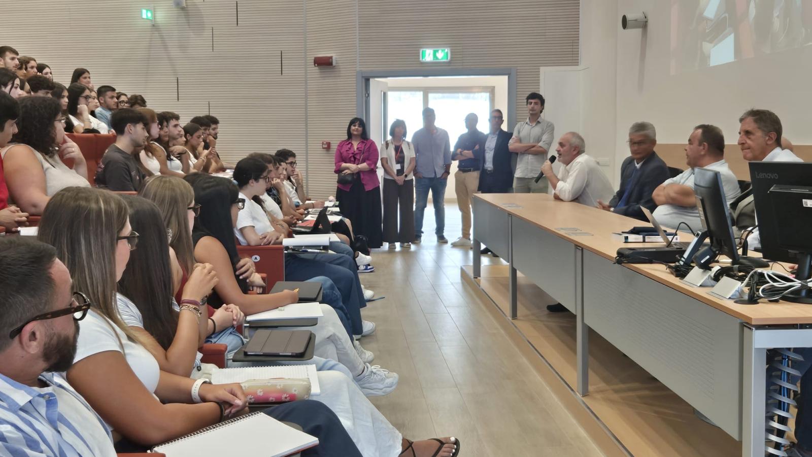 primo giorno di lezione del semestre filtro_uniss