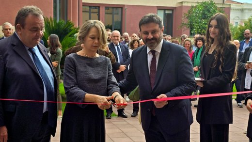 Inaugurazione aule Dumas_Gavino Mariotti, Lucia Cardone e Giuseppe Mascia