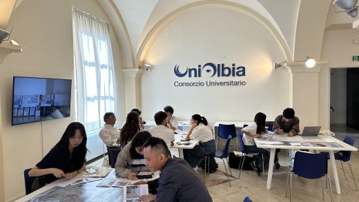 Uniolbia_studenti