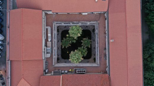 Il chiostro dell'Università di Sassari visto dall'alto