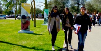 Studenti in visita alle Giornate dell'Orientamento