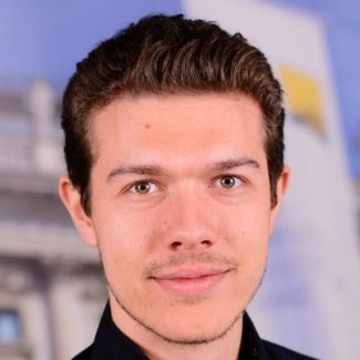 Dr. Slaven Stekovic