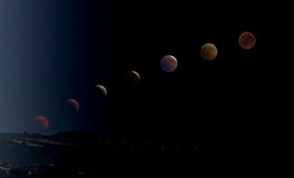 luna rossa