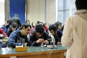 Attività scientifiche Uniss con studenti delle superiori Attività scientifiche Uniss con studenti delle superiori