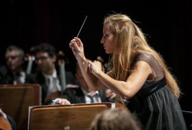 Il Maestro Beatrice Venezi (foto di Marco Borrelli) Immagine del Maestro Beatrice Venezi (foto di Marco Borrelli)