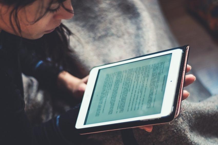 Immagine tablet - foto di Juraj Varga da Pixabay Immagine tablet - foto di Juraj Varga da Pixabay